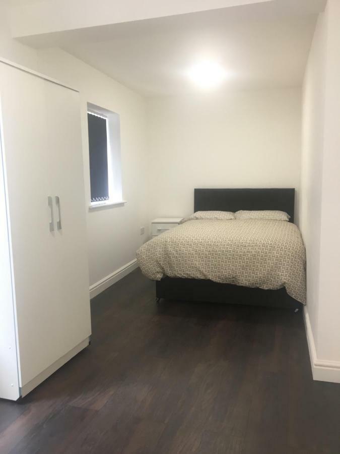 Apartment Safe Move -flat 1, Two Bedroom *